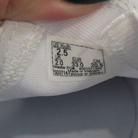 Girls White Vans - Picture 3 of 4